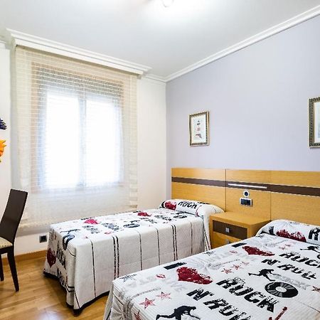 Апартаменты Piso Vacacional En La Playa De Rodeira Кангас Экстерьер фото